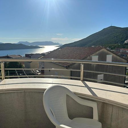 Hotel Lav Neum Bagian luar foto