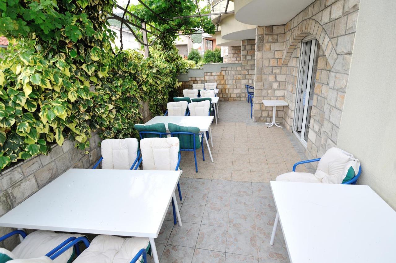 Hotel Lav Neum Bagian luar foto
