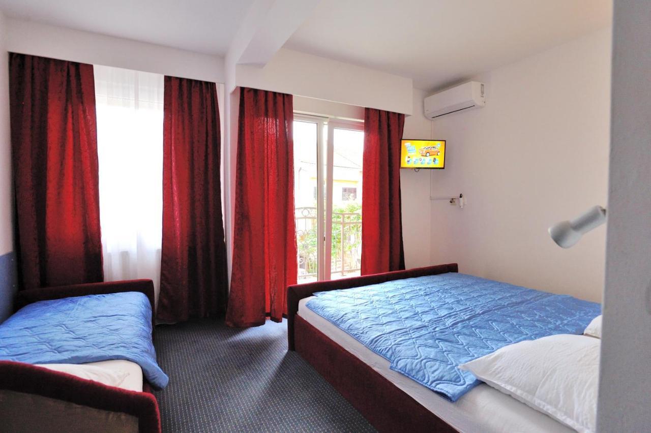Hotel Lav Neum Bagian luar foto