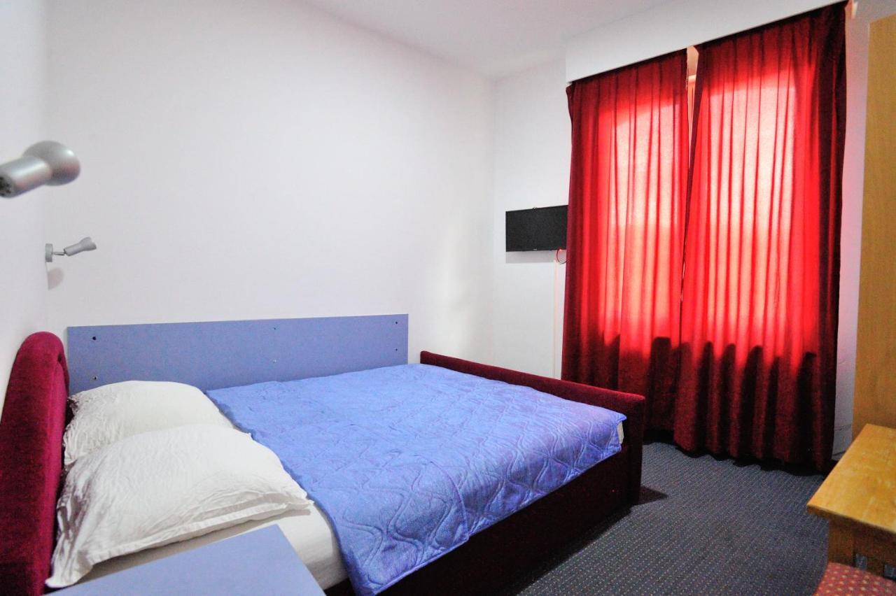 Hotel Lav Neum Bagian luar foto