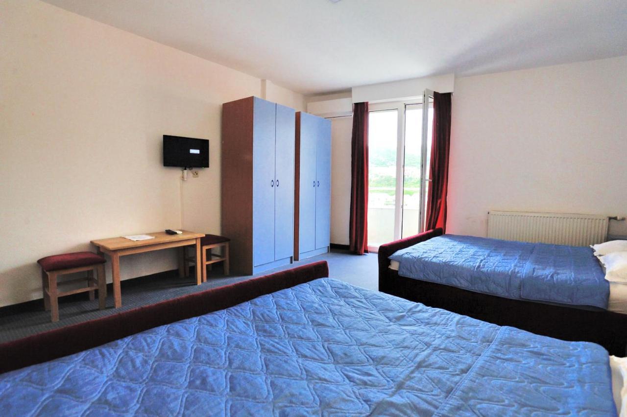 Hotel Lav Neum Bagian luar foto