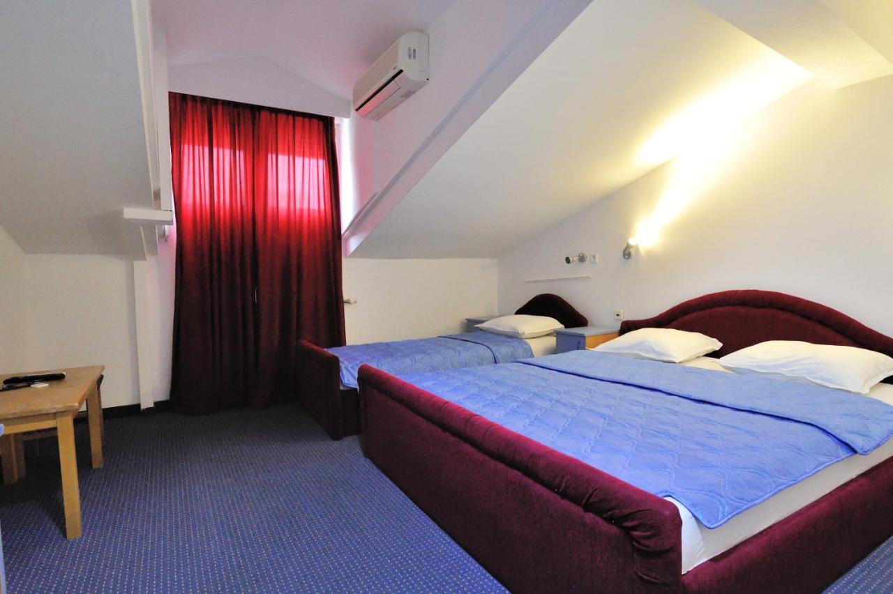 Hotel Lav Neum Bagian luar foto