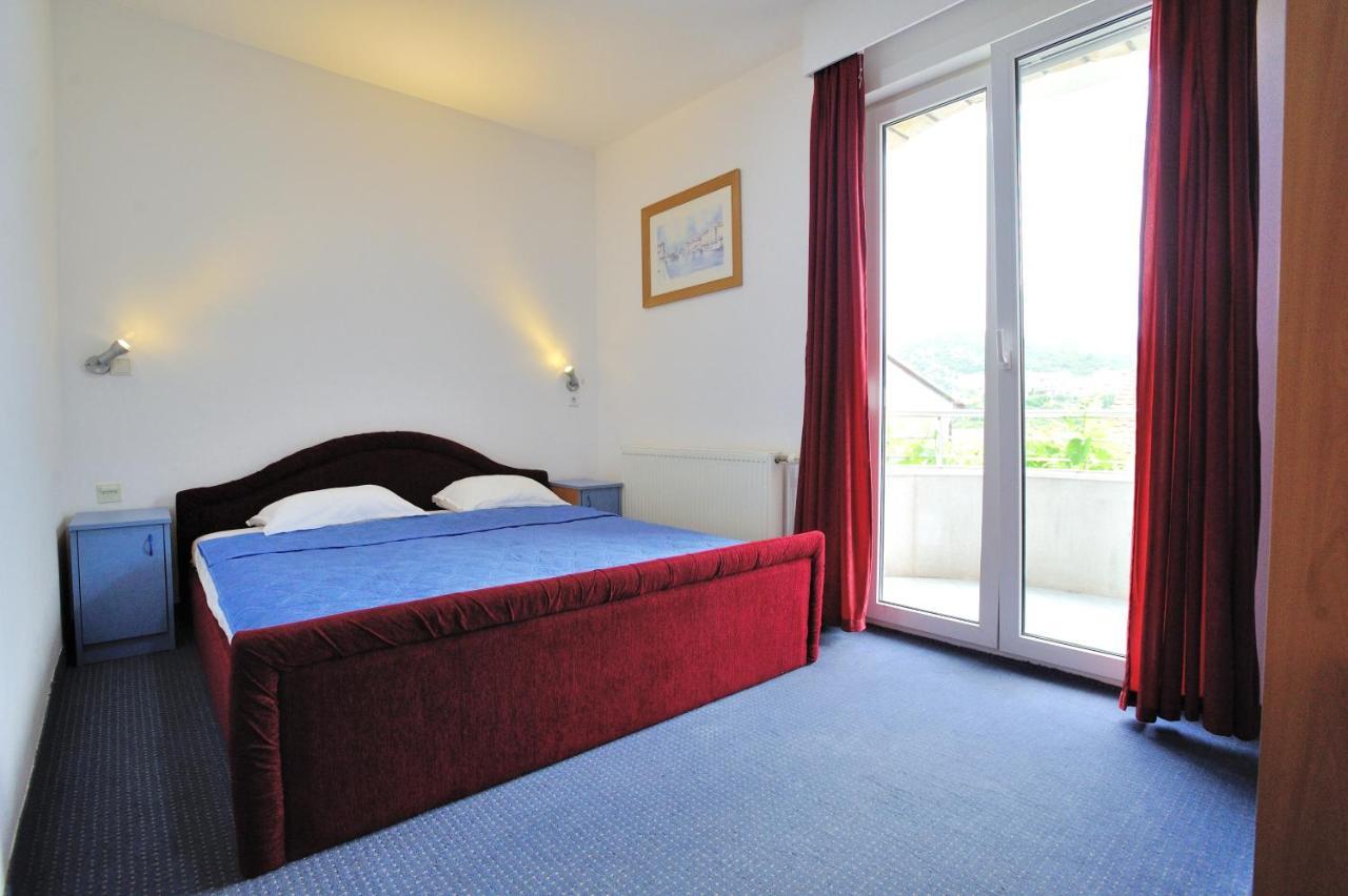 Hotel Lav Neum Bagian luar foto