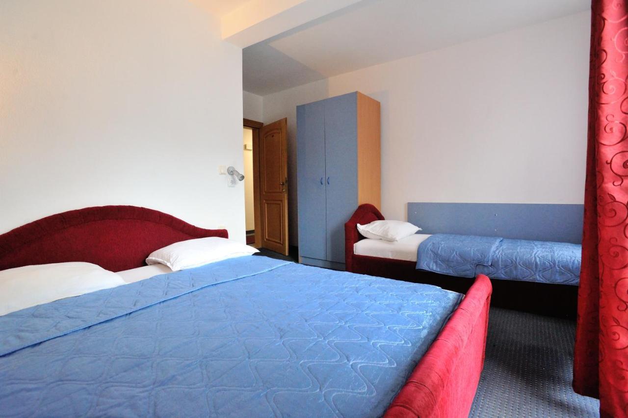 Hotel Lav Neum Bagian luar foto