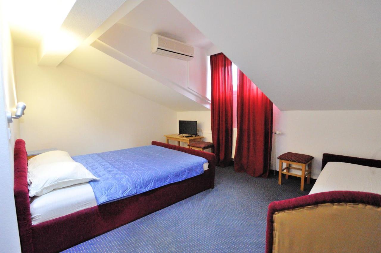 Hotel Lav Neum Bagian luar foto