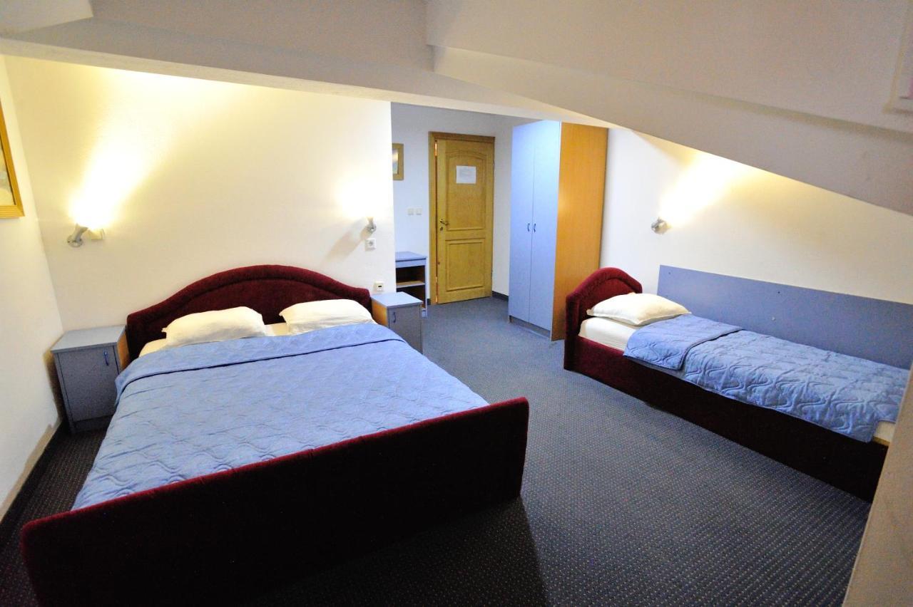 Hotel Lav Neum Bagian luar foto