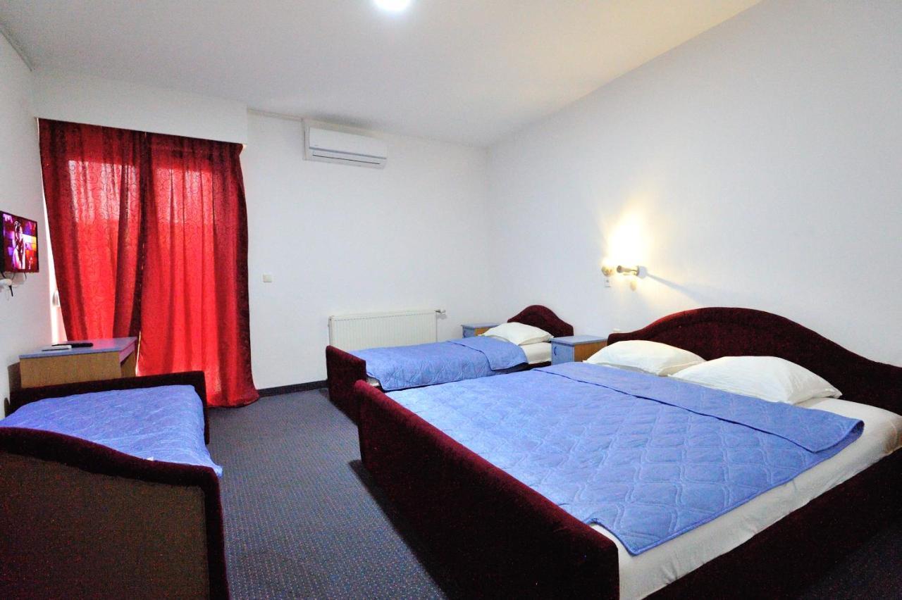 Hotel Lav Neum Bagian luar foto