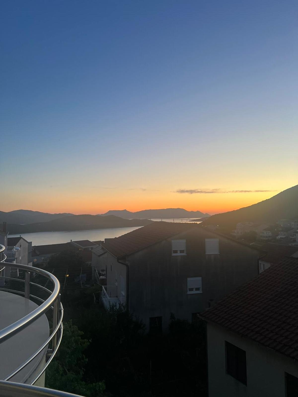 Hotel Lav Neum Bagian luar foto